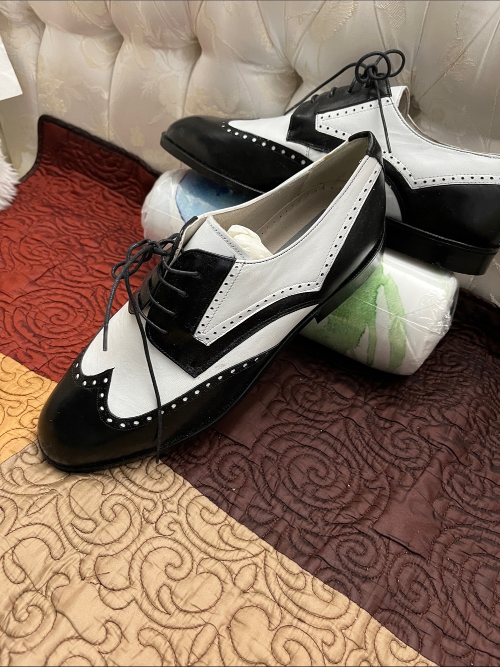 Stacy Adams Black and White Two-Tone Wingtip Oxfords NWOT - Picture 4 of 6